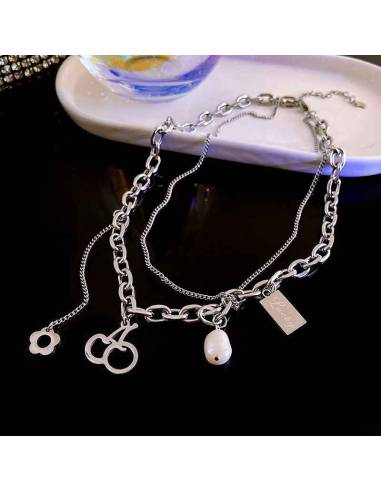 COLLAR CHARM CEREZA DE TITANIO